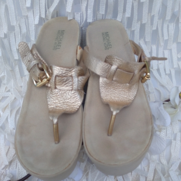 Michael Kors Wedges - Picture 2 of 11